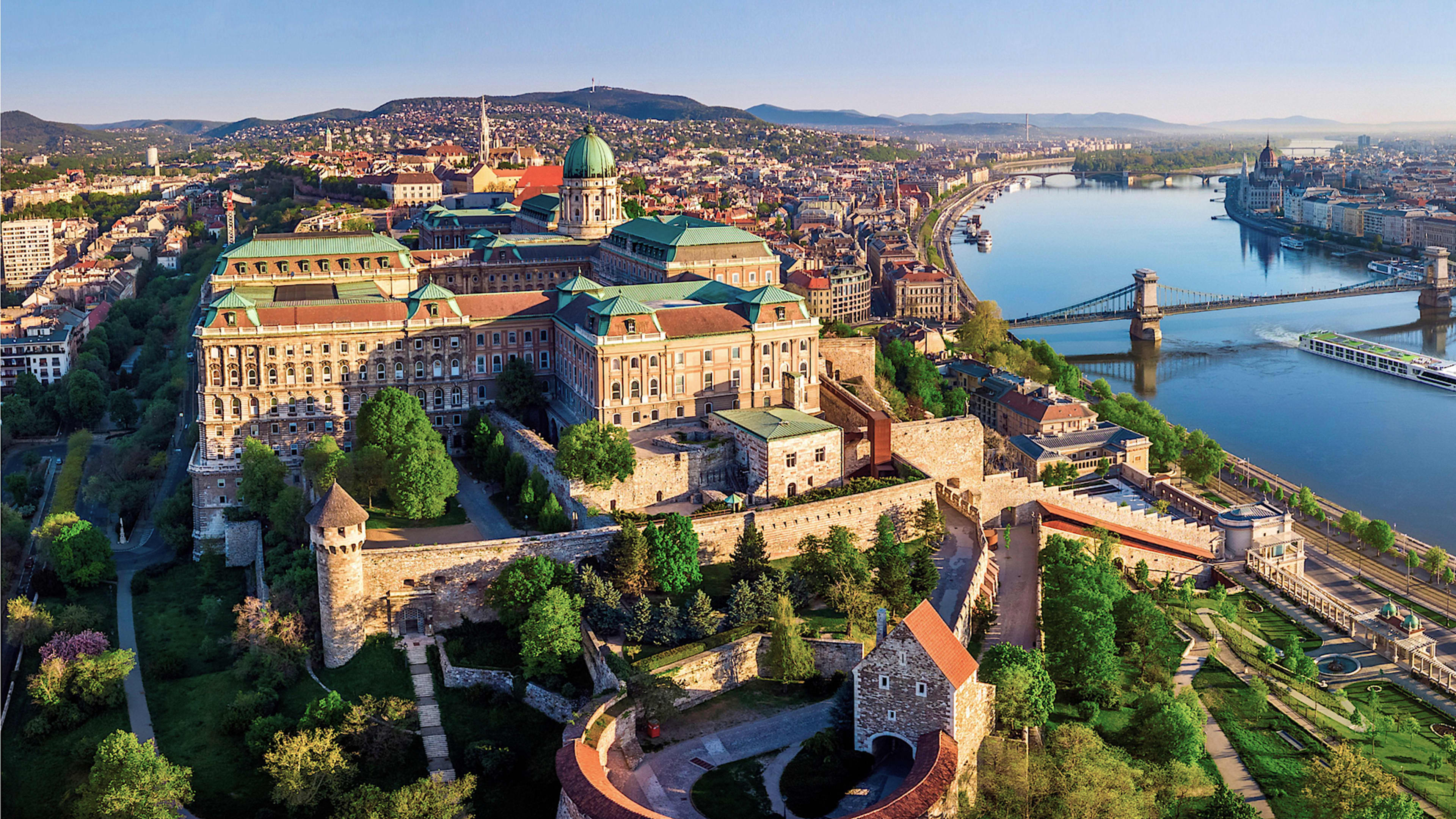 TAILOR-MADE LUXURY EUROPEAN RIVER CRUISES