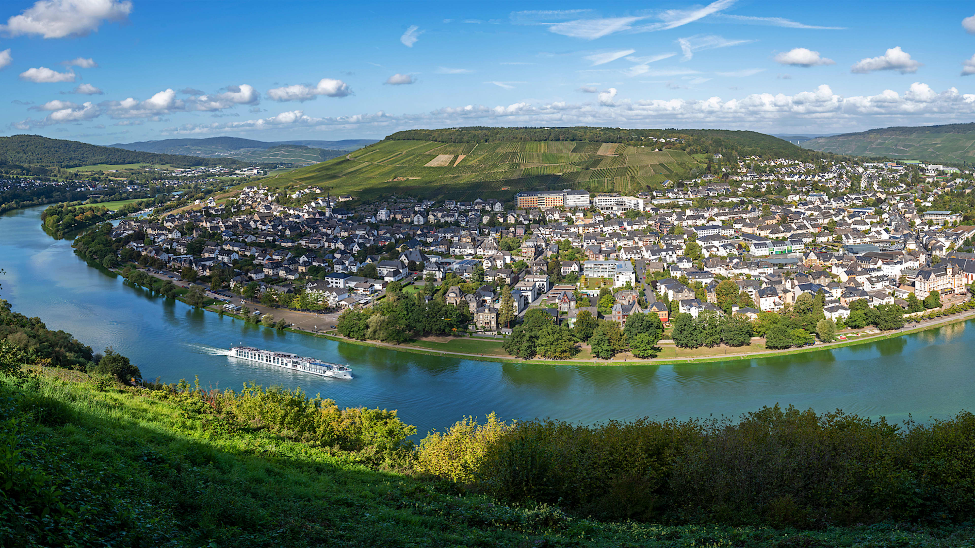 Cruise the Moselle in Style. Paired with Private Land Tours, Pre & Post.