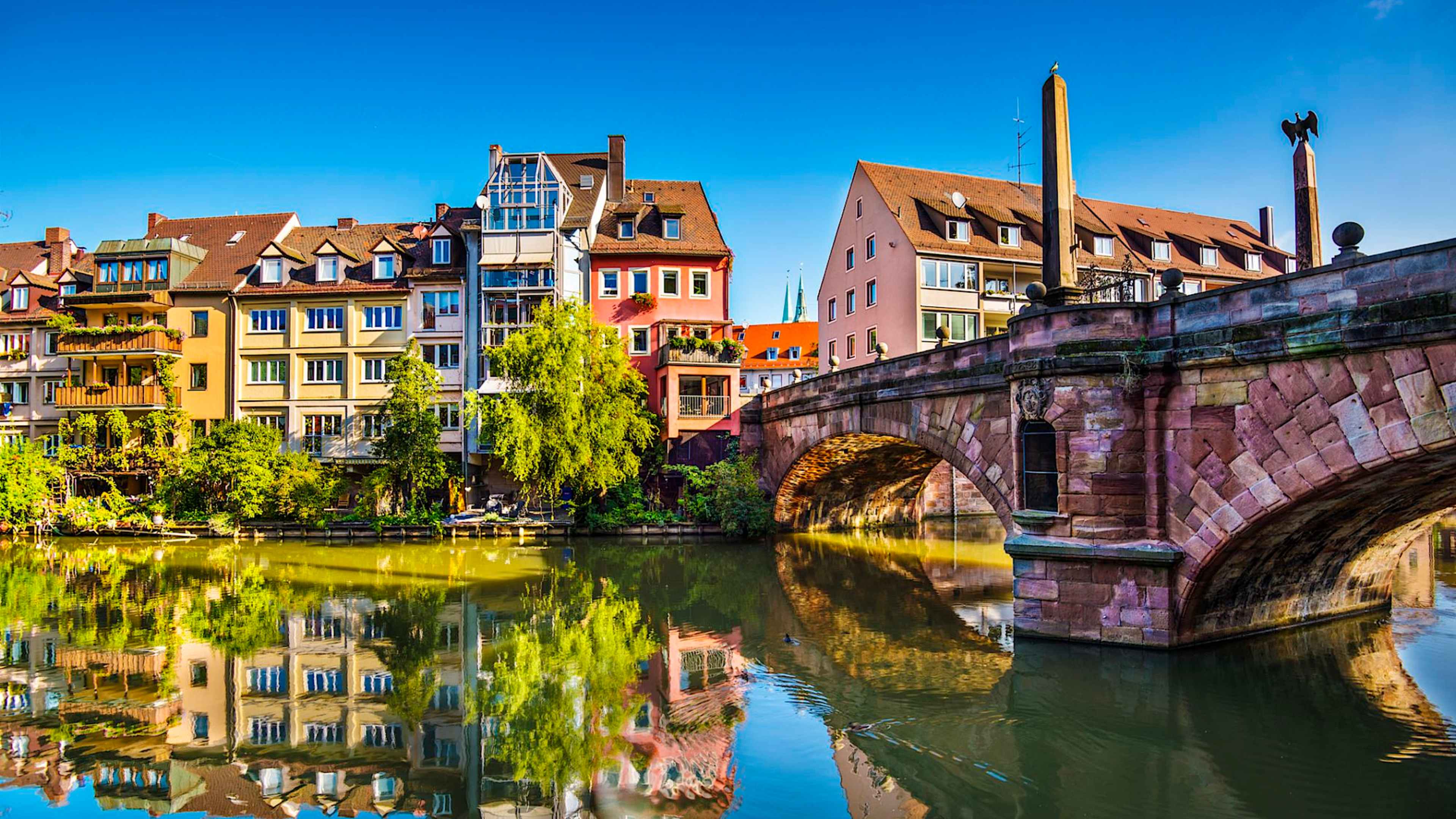 Explore Germany with private guides and a tailor-made itinerary.