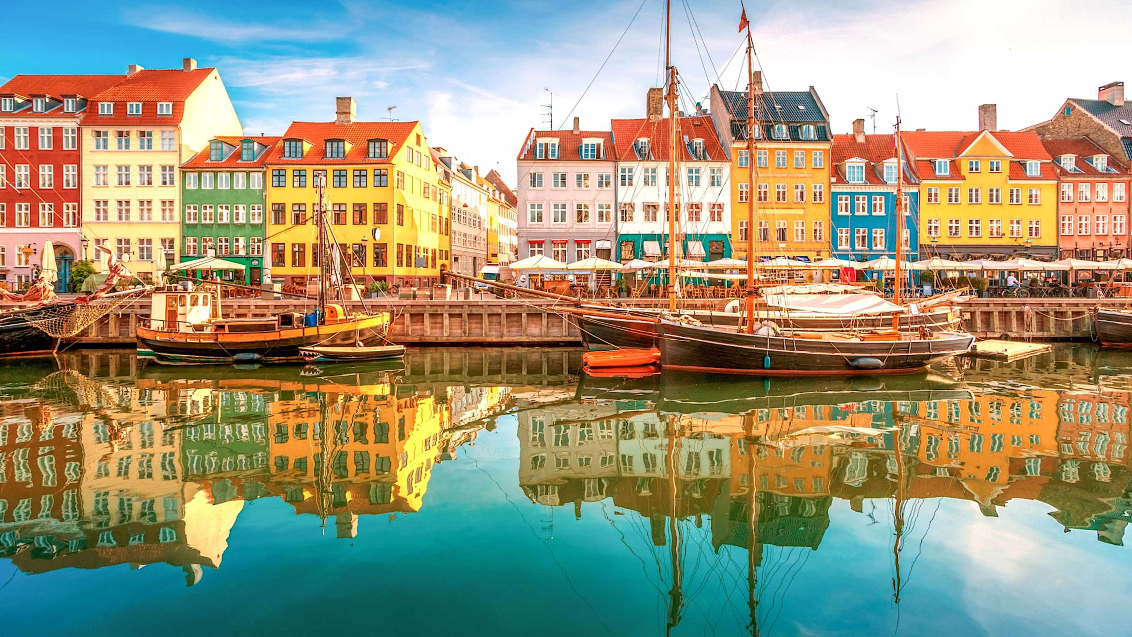 Explore Scandinavia with private guides and a tailor-made itinerary.