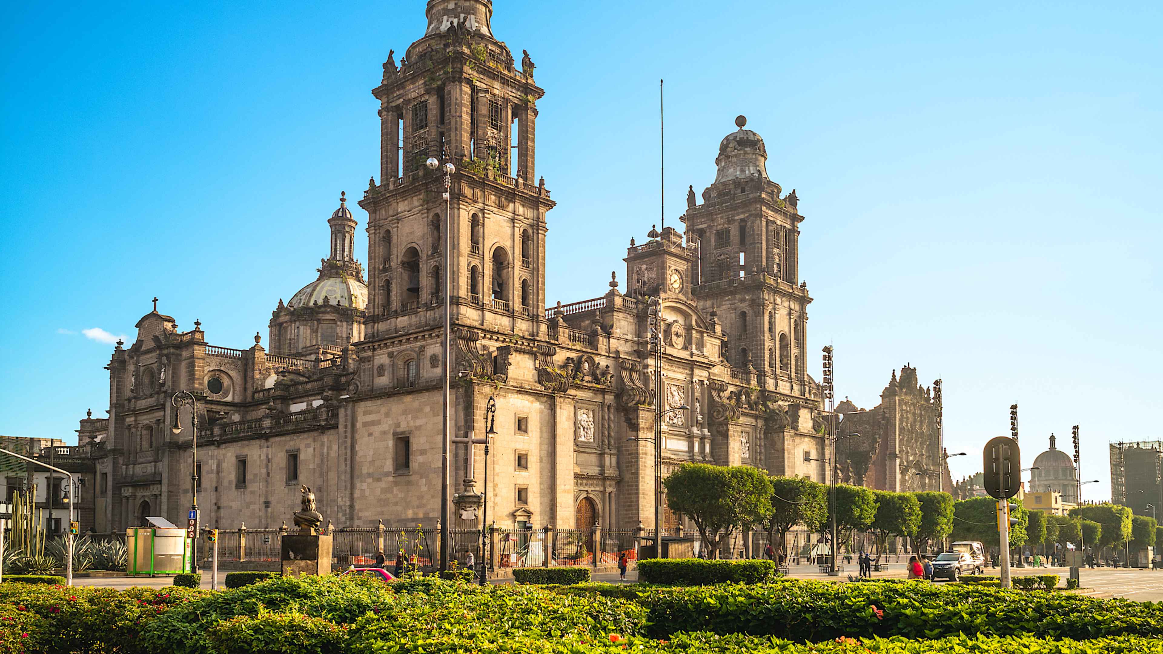 Explore Mexico with private guides and a tailor-made itinerary.