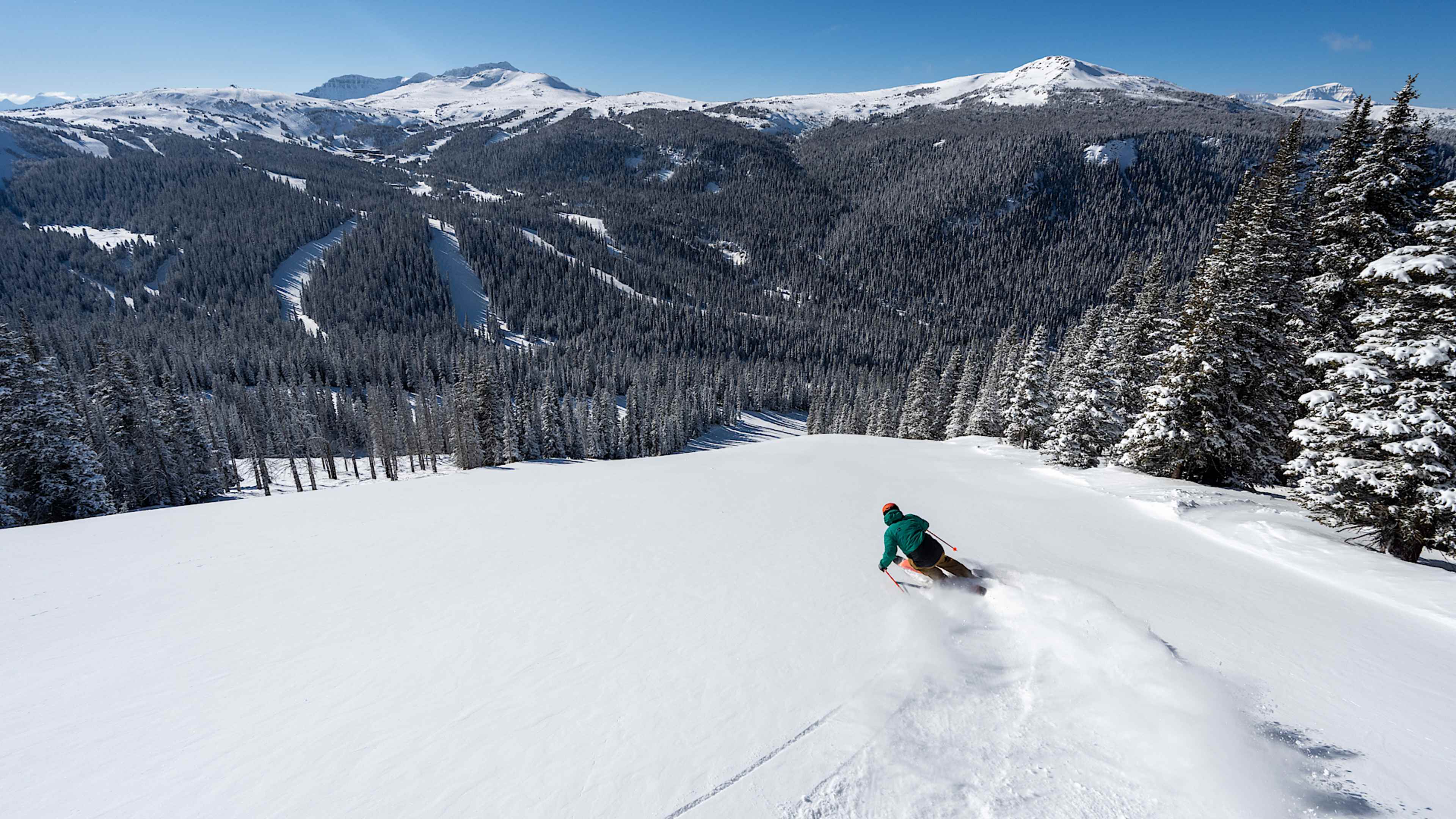 Personalized Alberta & BC ski journeys that blend luxury & authentic private-guided experiences