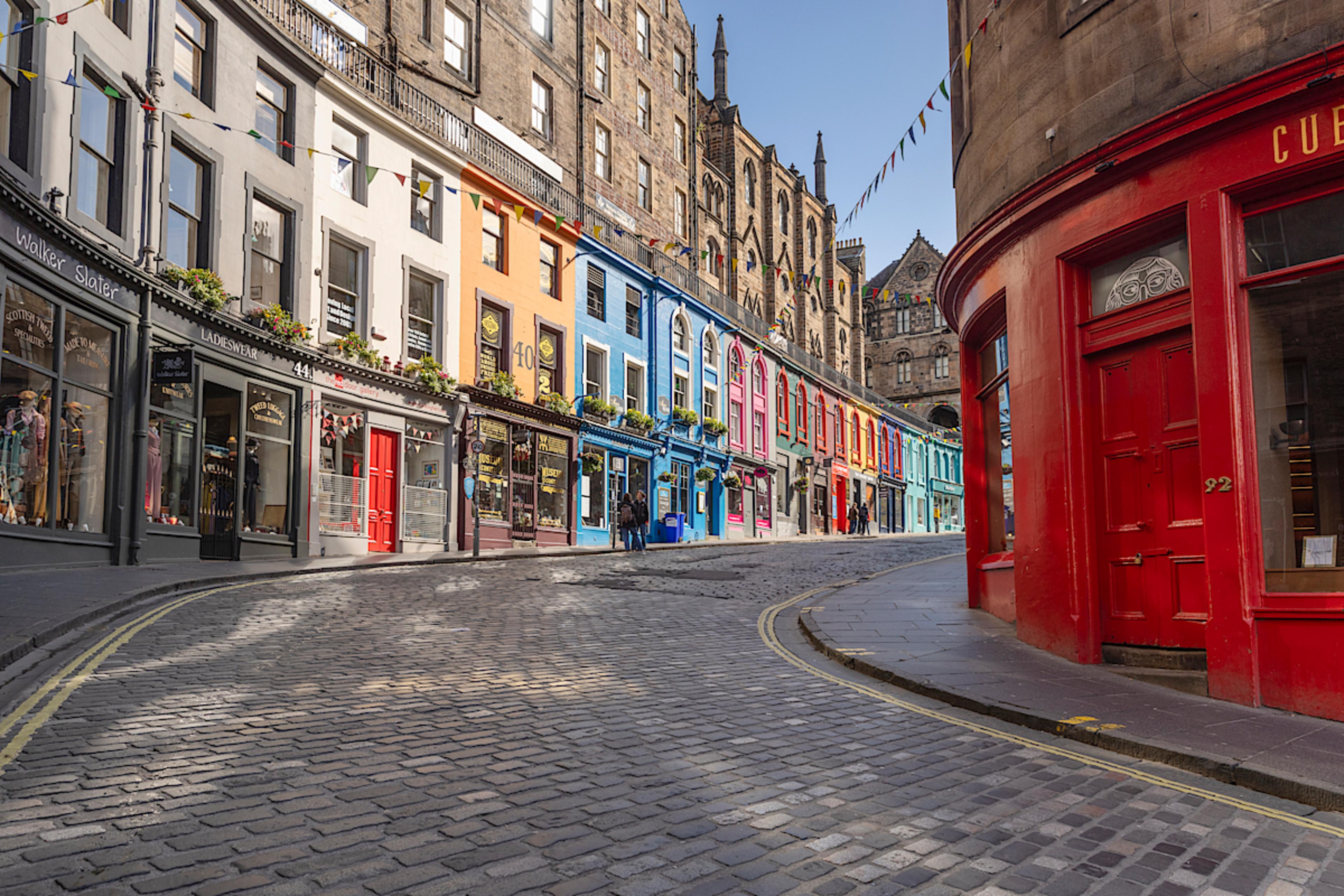Scottish Heritage, Hilltop Fortress and Panoramic City Views