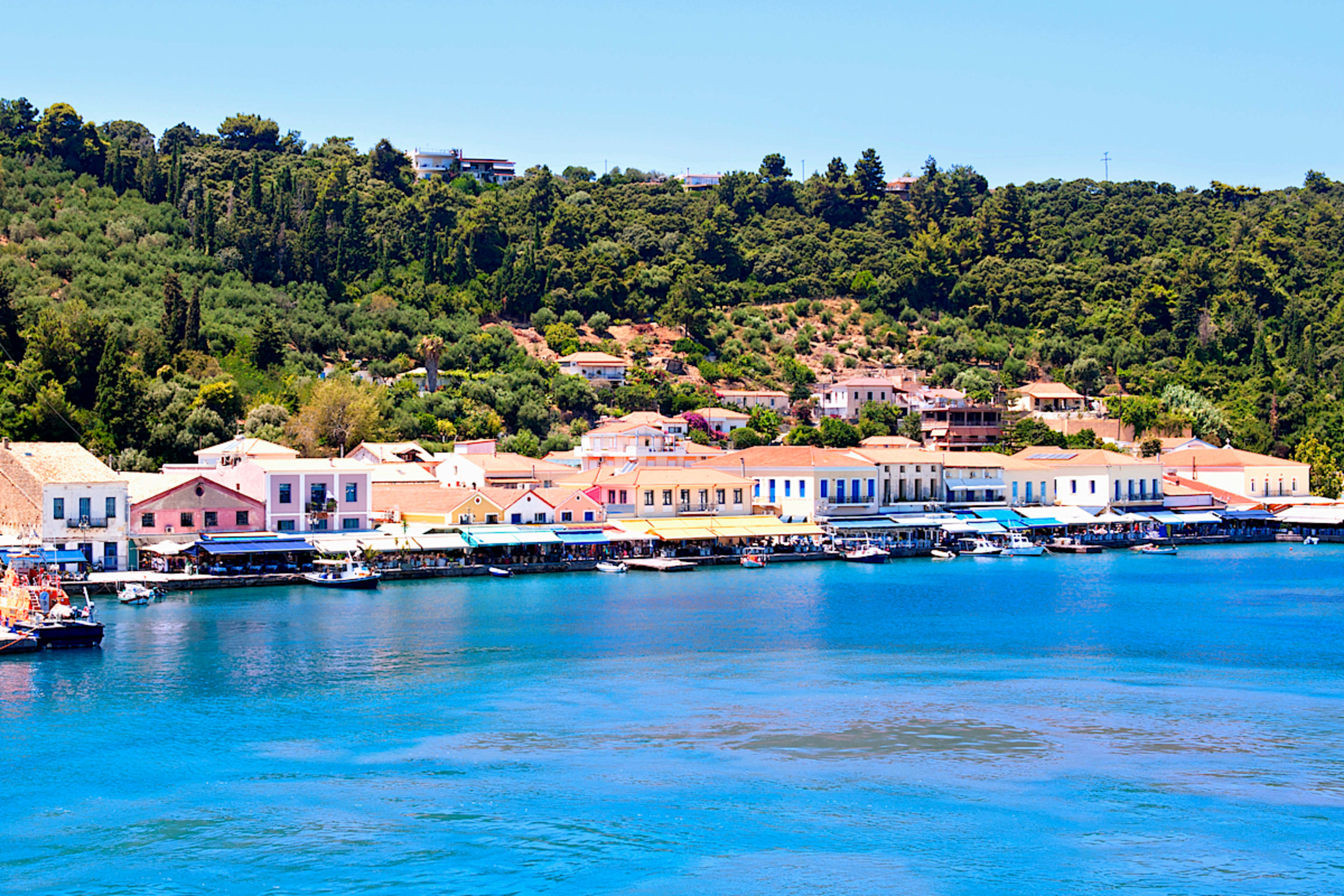 Where Ancient Wonders Meet an Endless Blue Horizon