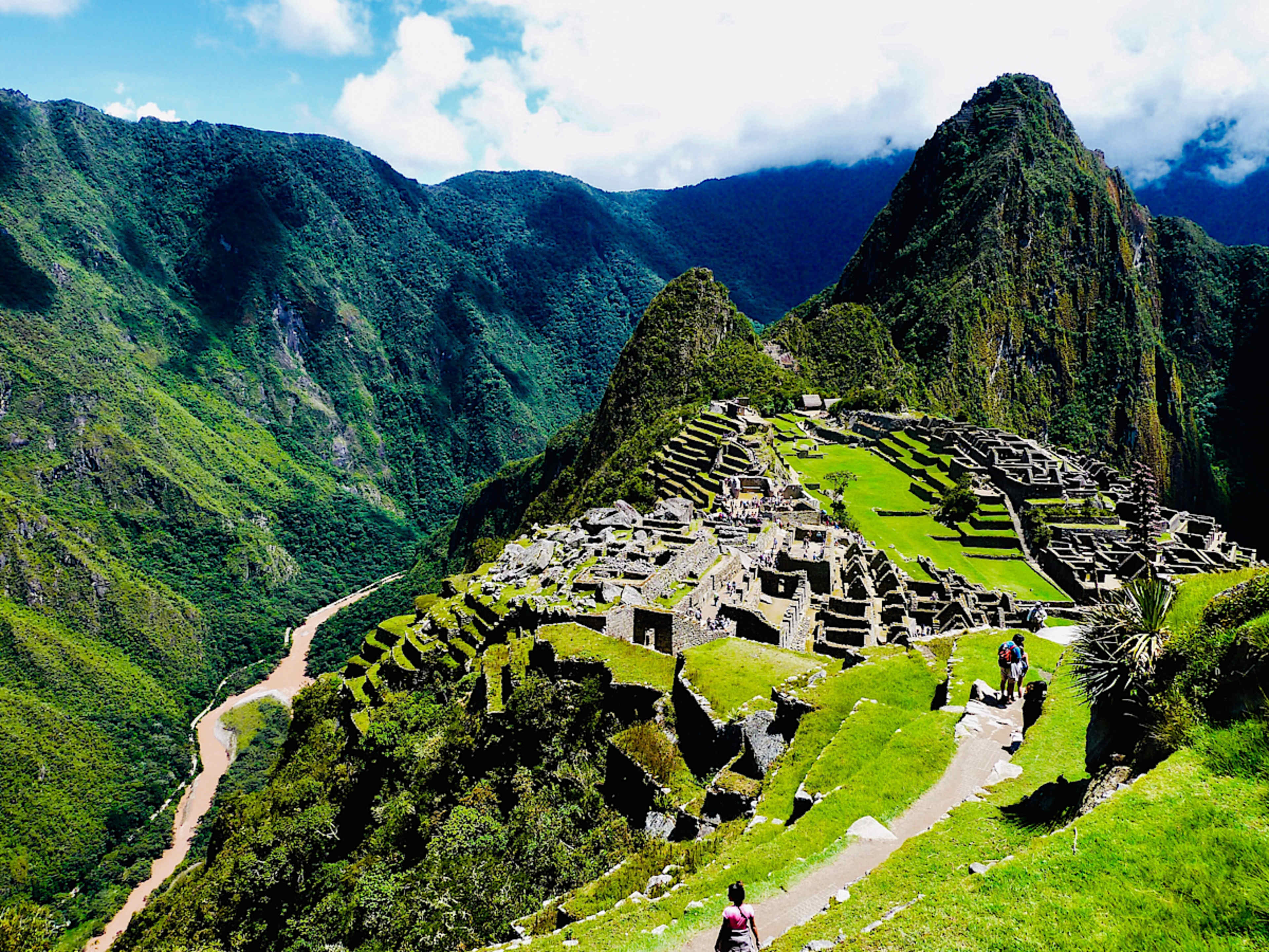 Explore Peru & Machu Picchu with private guides and a tailor-made itinerary.