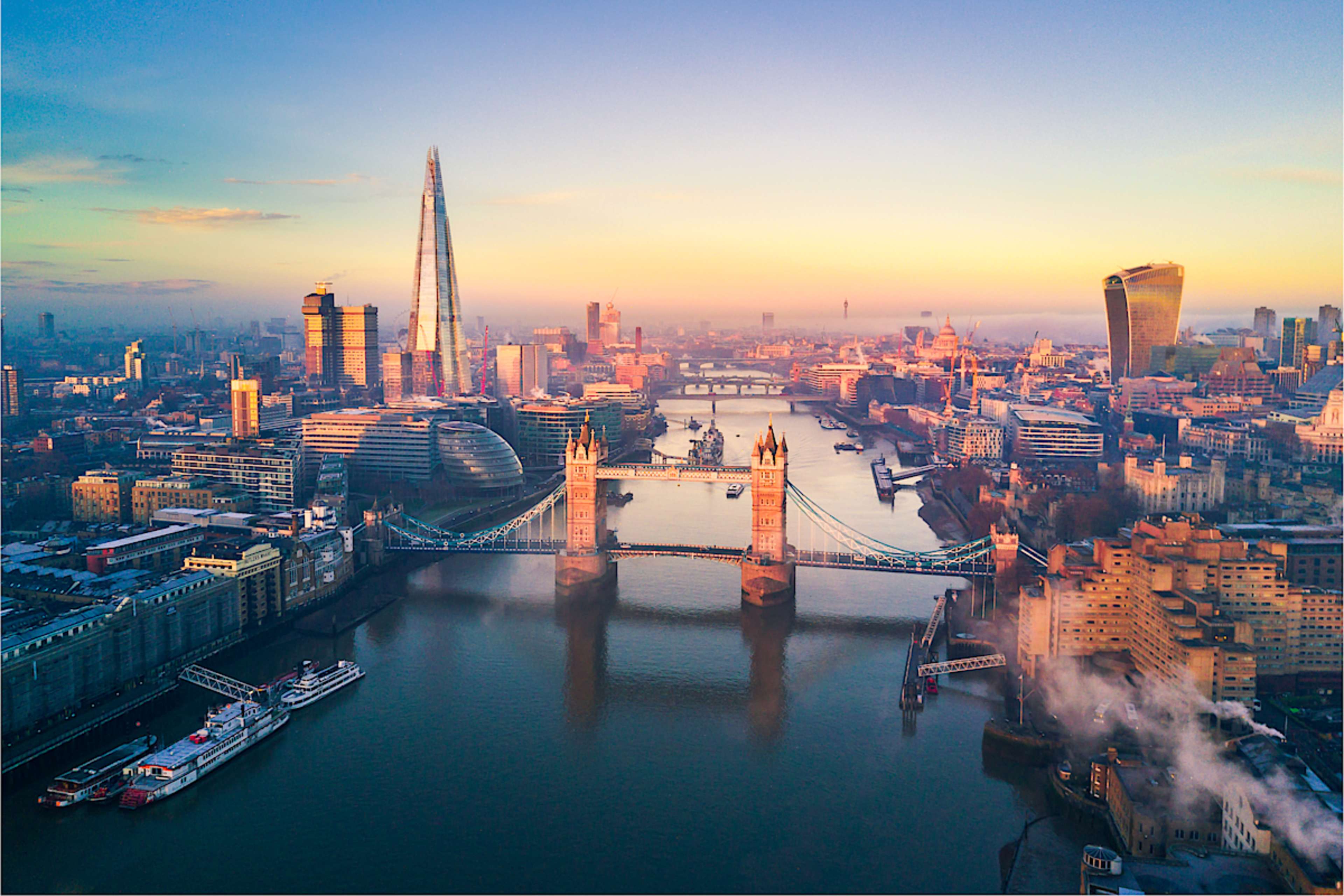 Explore United Kingdom with private guides and a tailor-made itinerary.