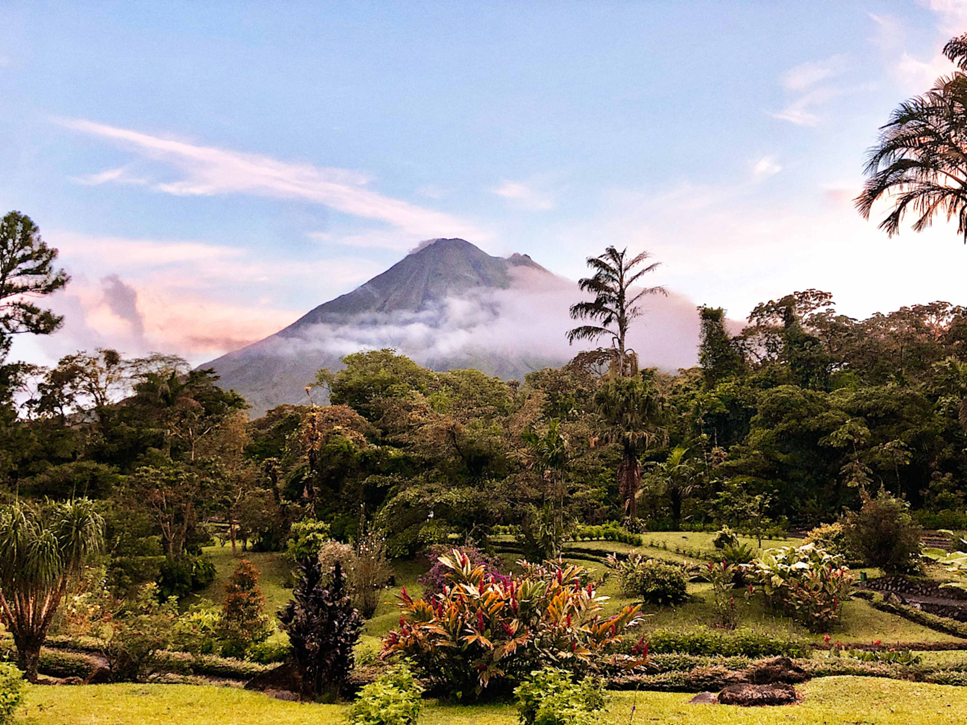 Janusz Kubow Costa Rica Tours & Luxury Travel