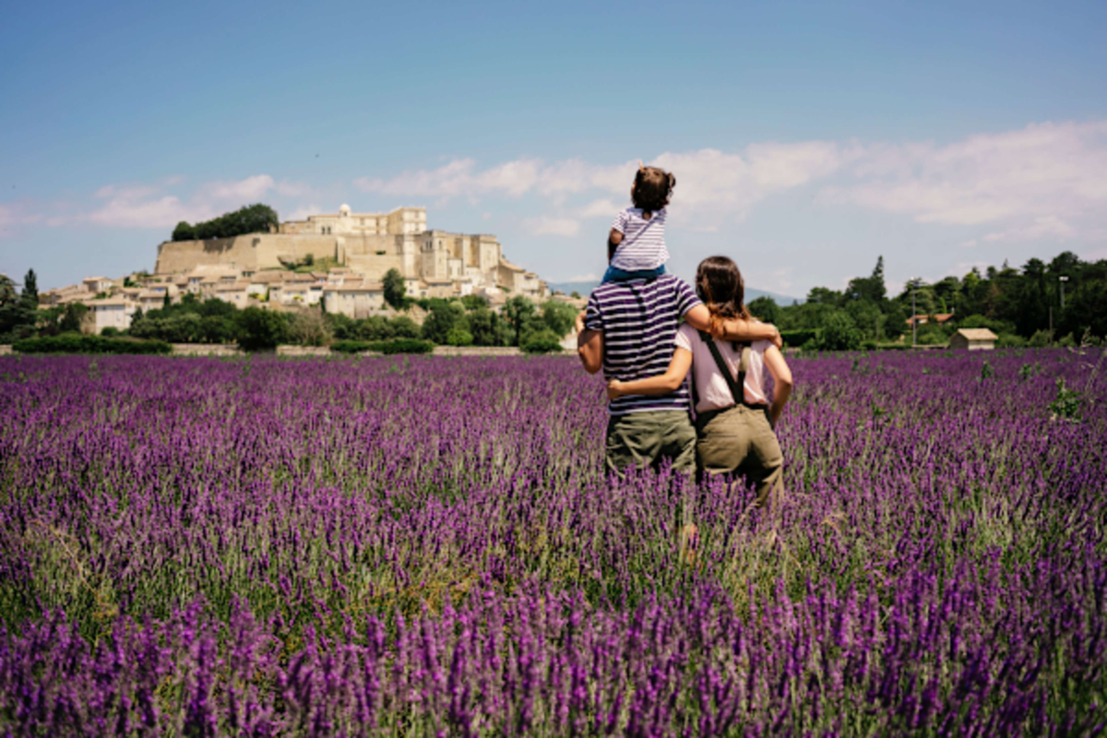 DISCOVER ANCESTRAL TRAVEL