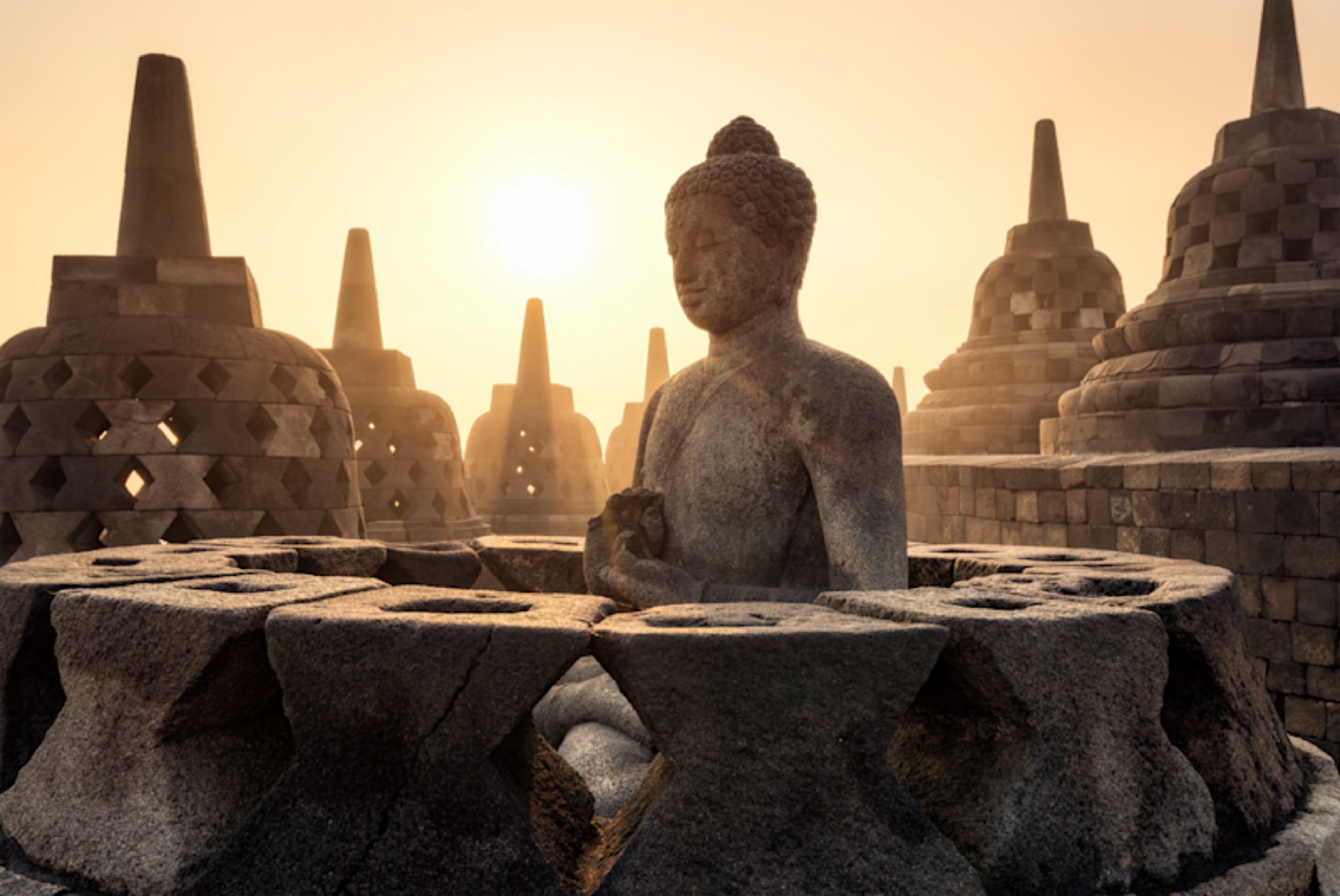 Java, Bali & Lombok: Sacred Sites & Luxe Hideaways 