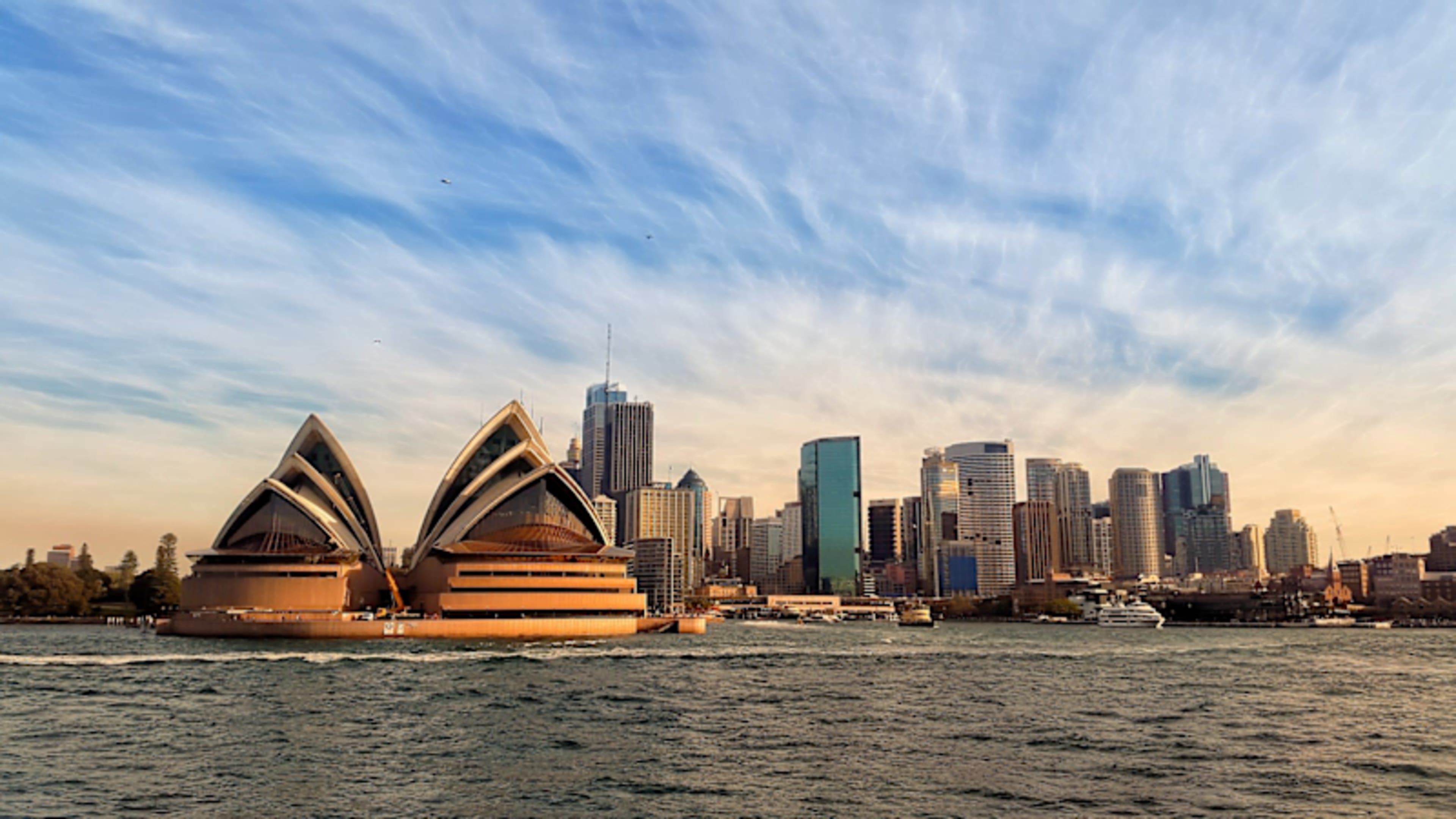 Sydney & Great Barrier Reef on a Yacht