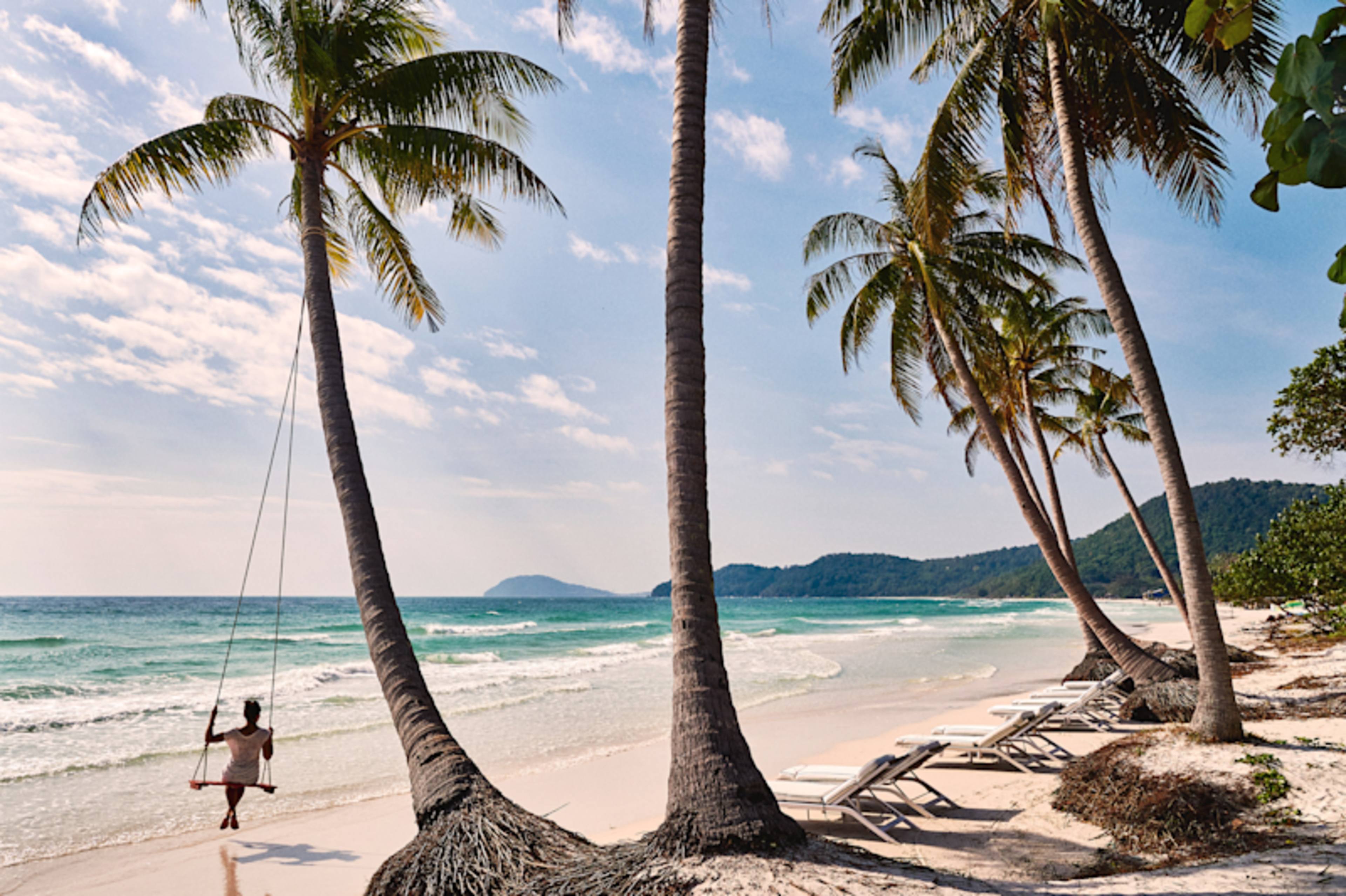 Vietnam’s Treasures: Central Coast & City Highlights 