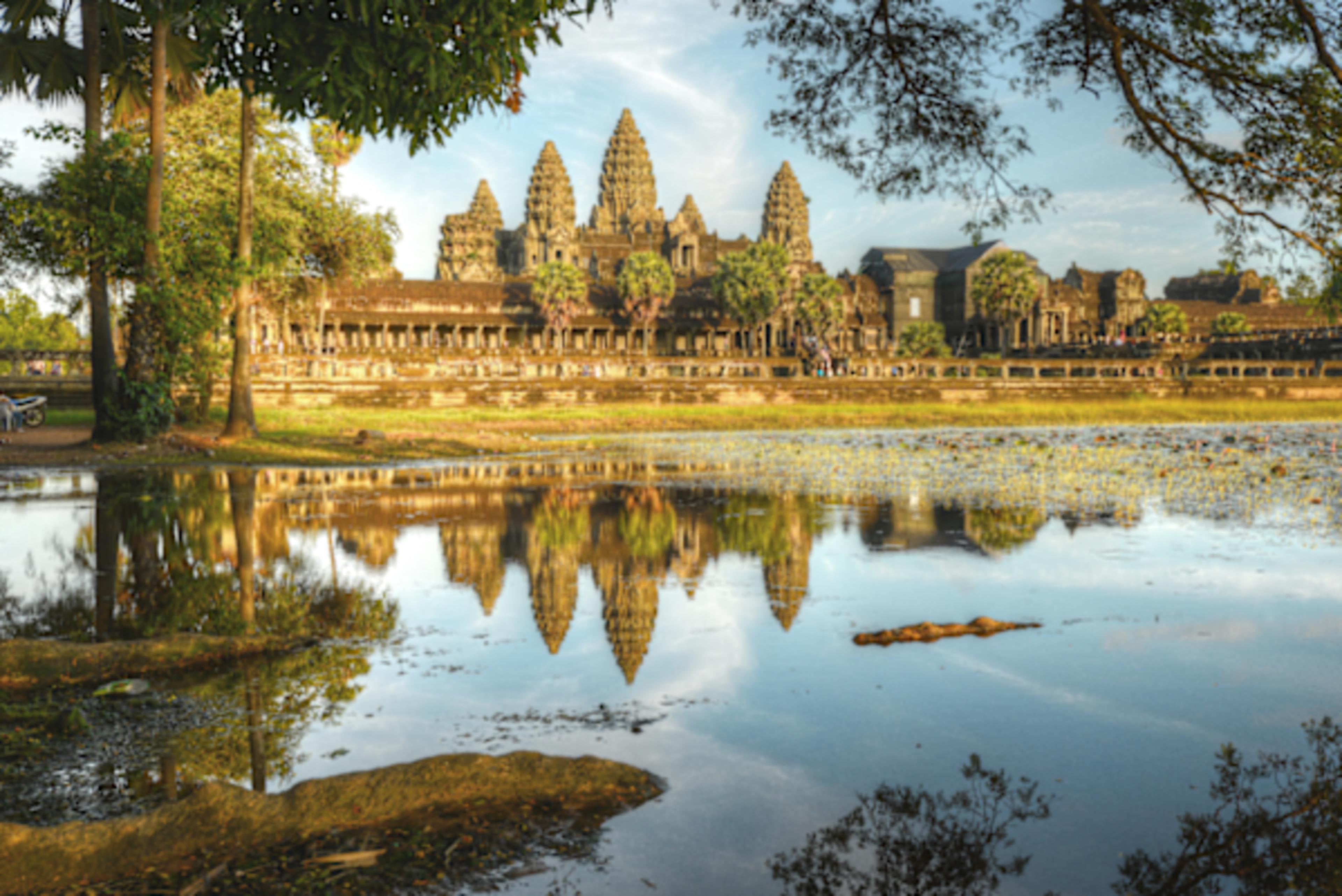 Saigon to Siem Reap & Mekong River Cruise 