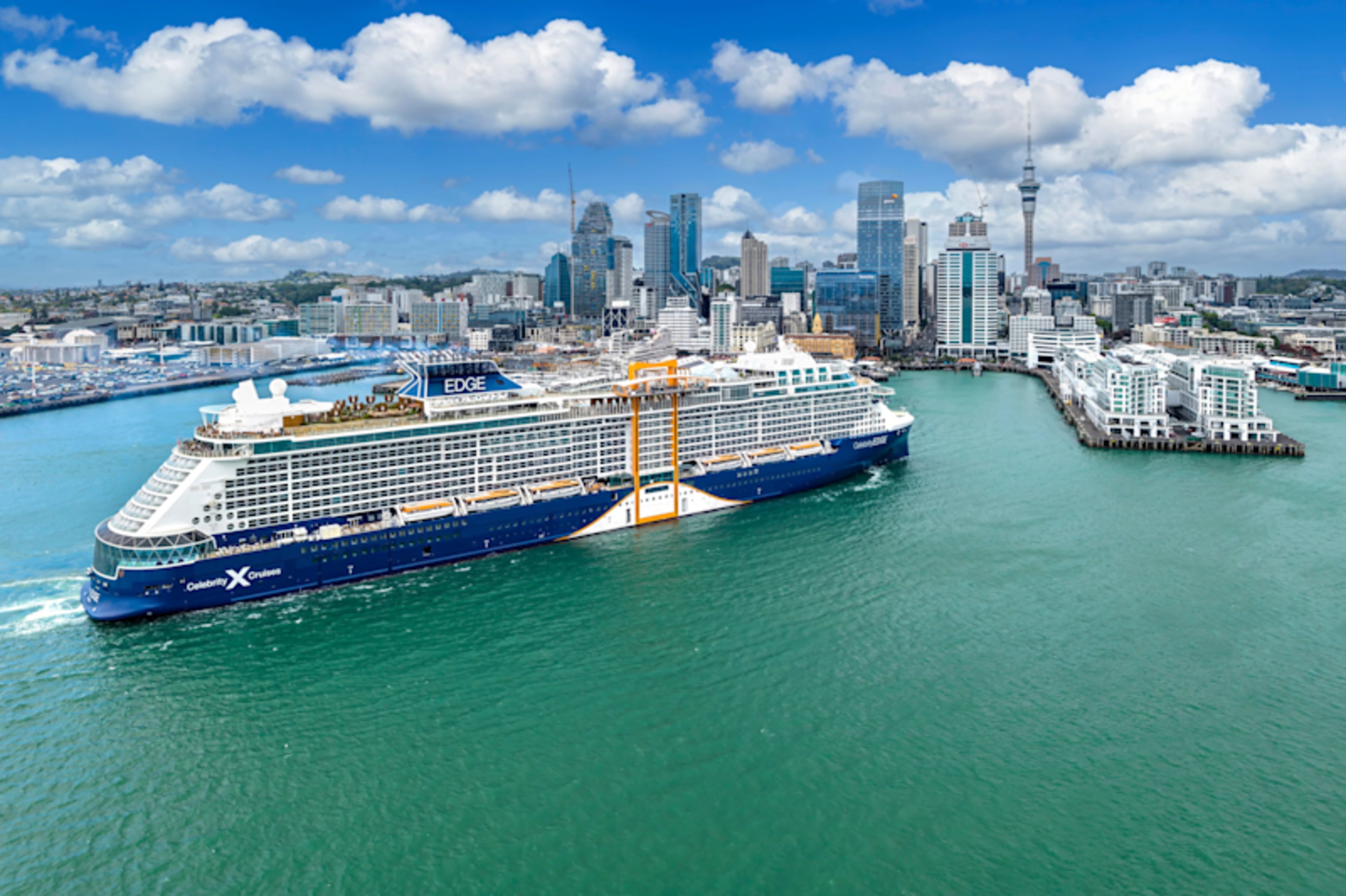 Treasures of the Pacific: New Zealand to Fiji by Cruise