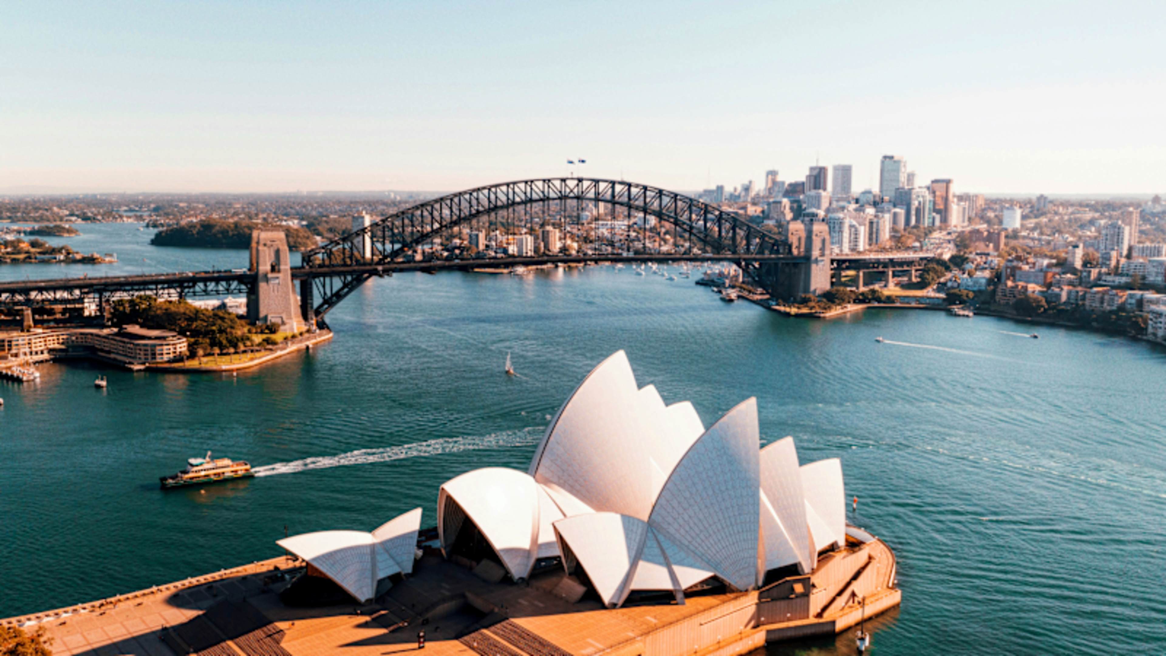 Essential Australia: City to Sea