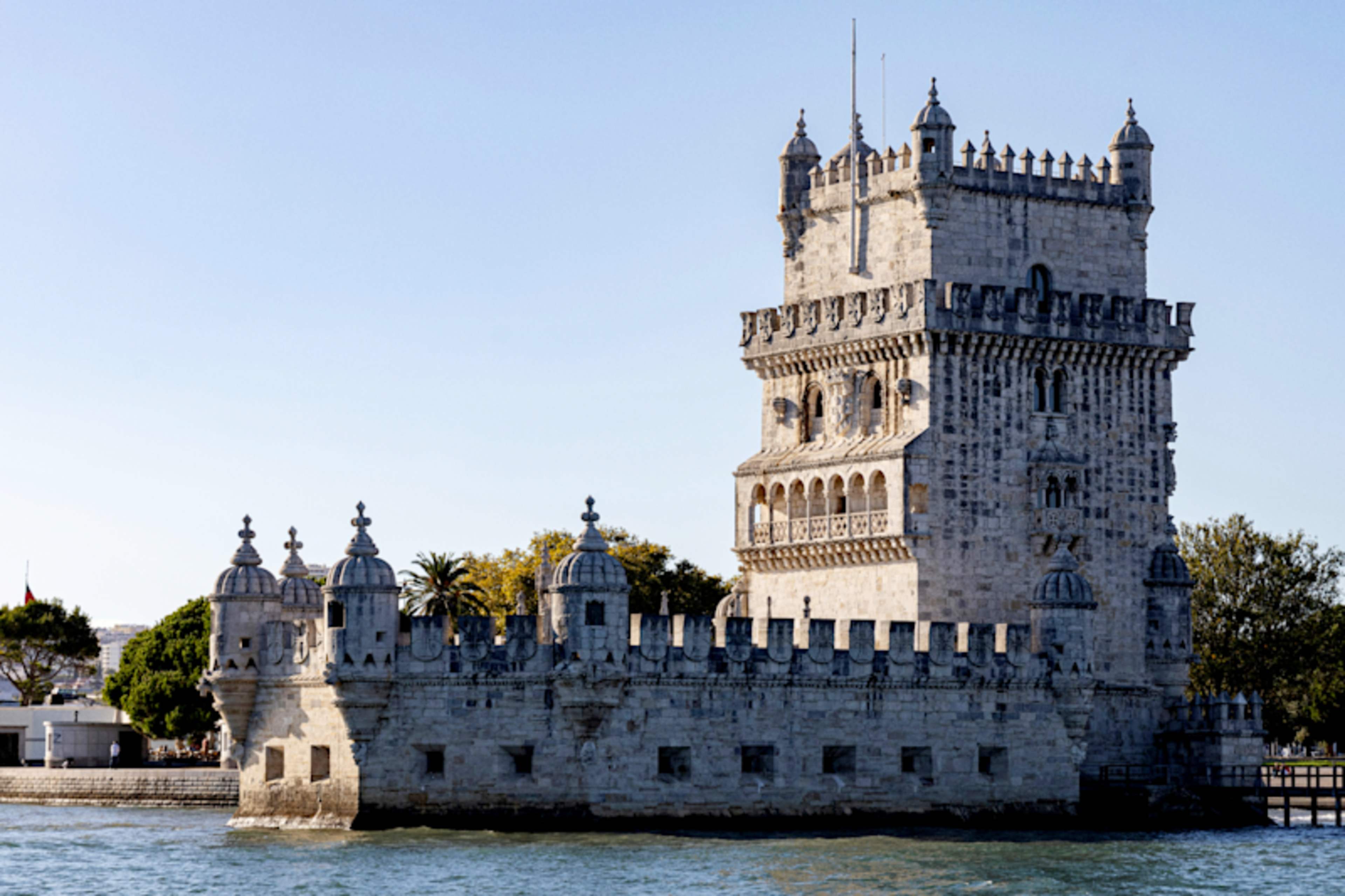 Portugal Revealed: City to Coast