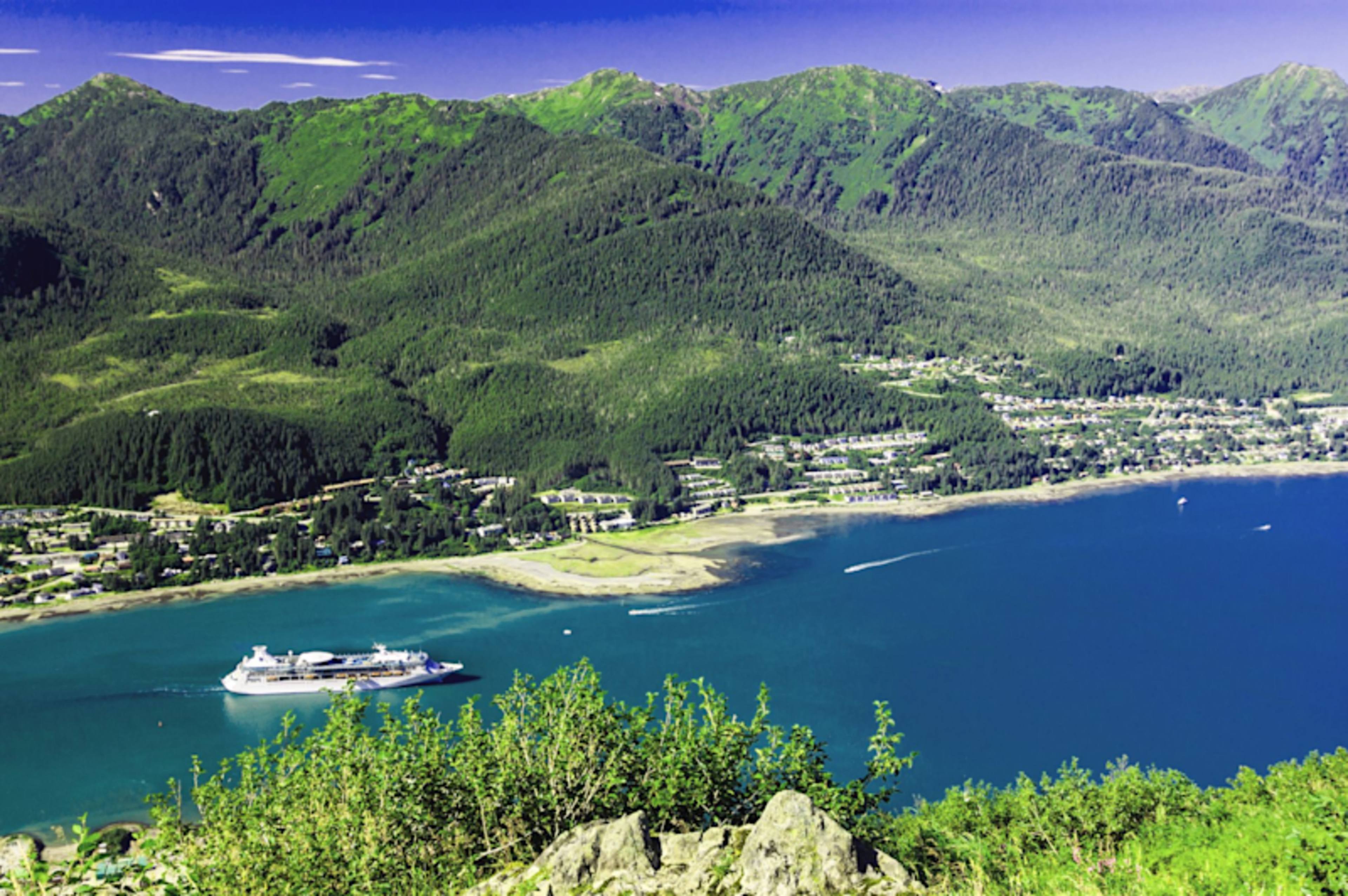 Inside Passage Cruise & Alaska's Wilderness