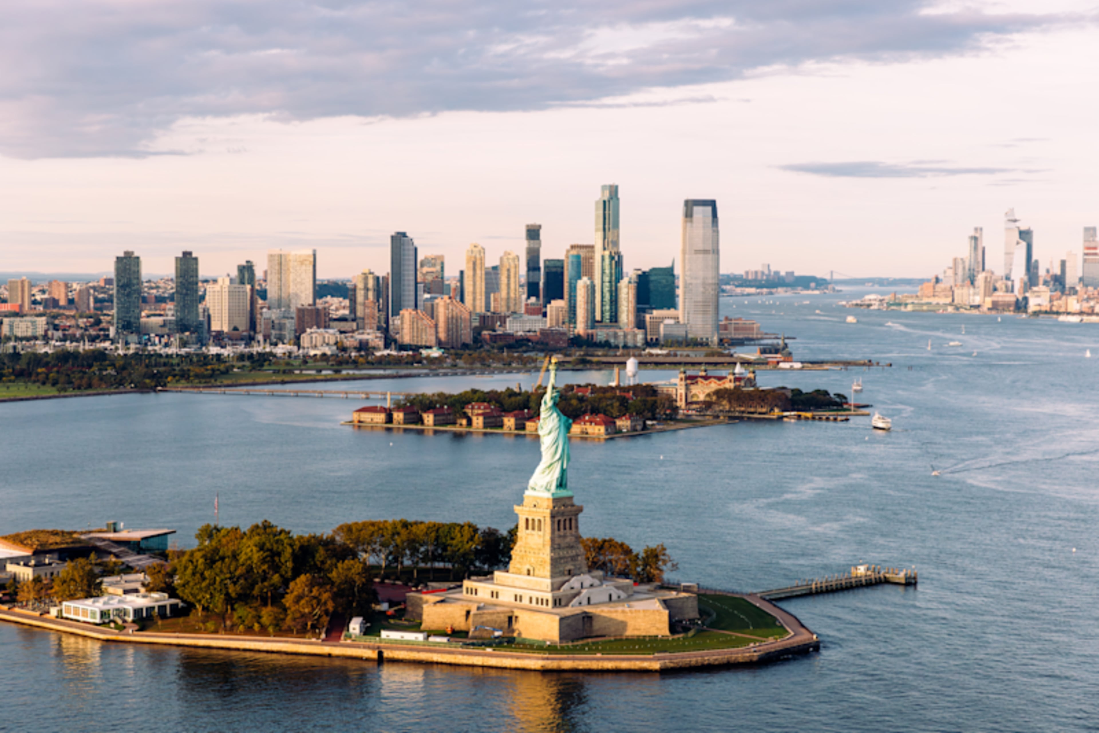 Essential Northeast: USA’s Historic Cities & Landmarks